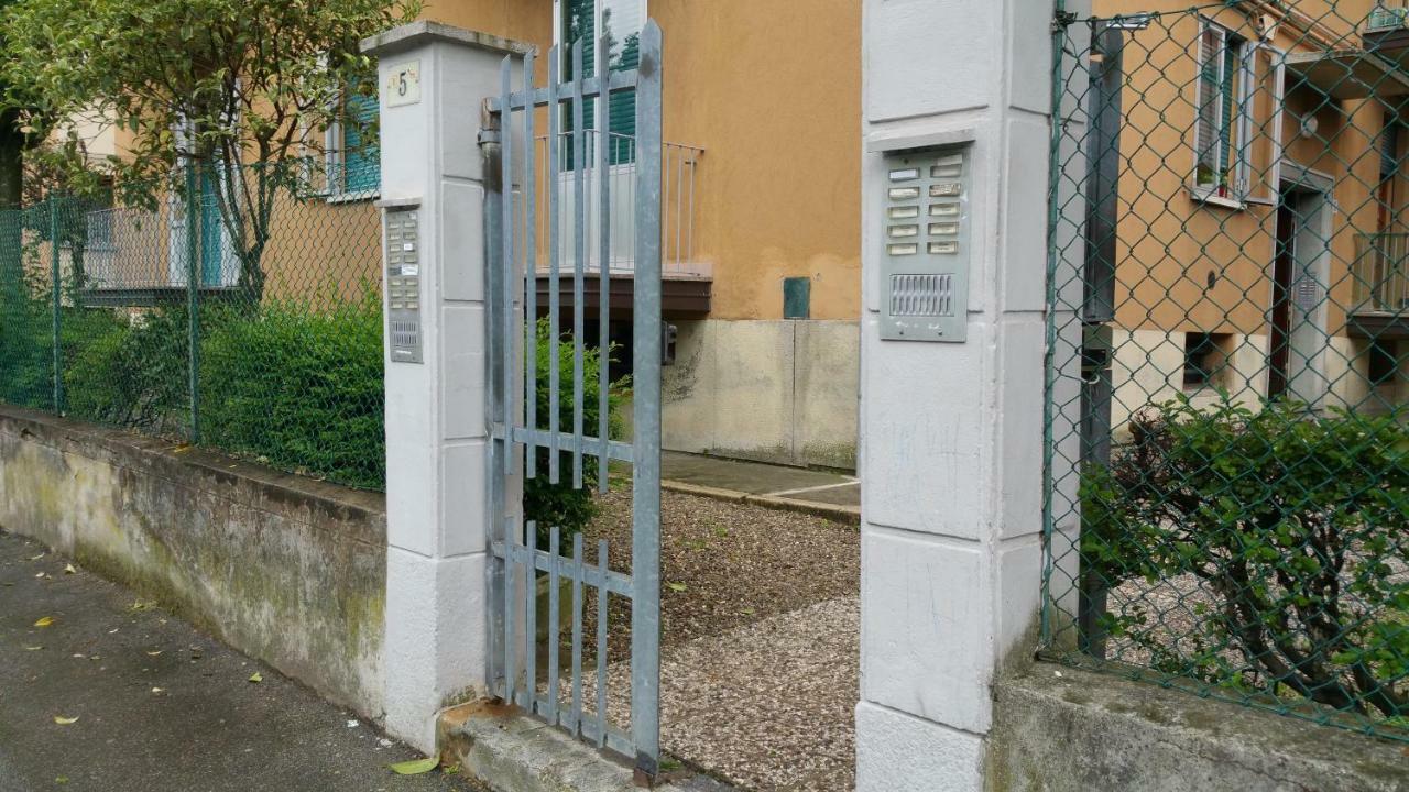 Aduepassidallafiera Bologne Extérieur photo